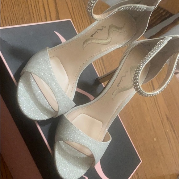 Heels - Picture 3 of 5